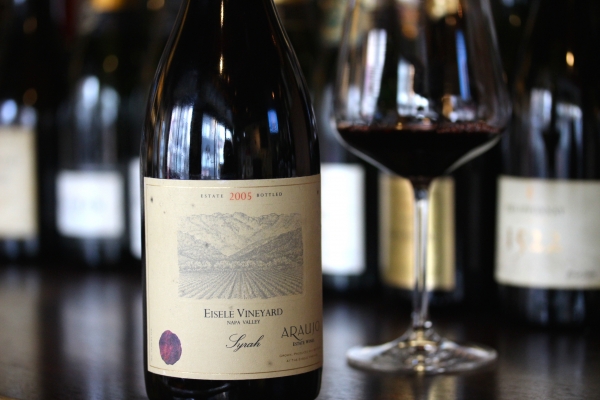 神田65ワイン「EISELE VINYARD ARAUJO 2005 SYRAH」